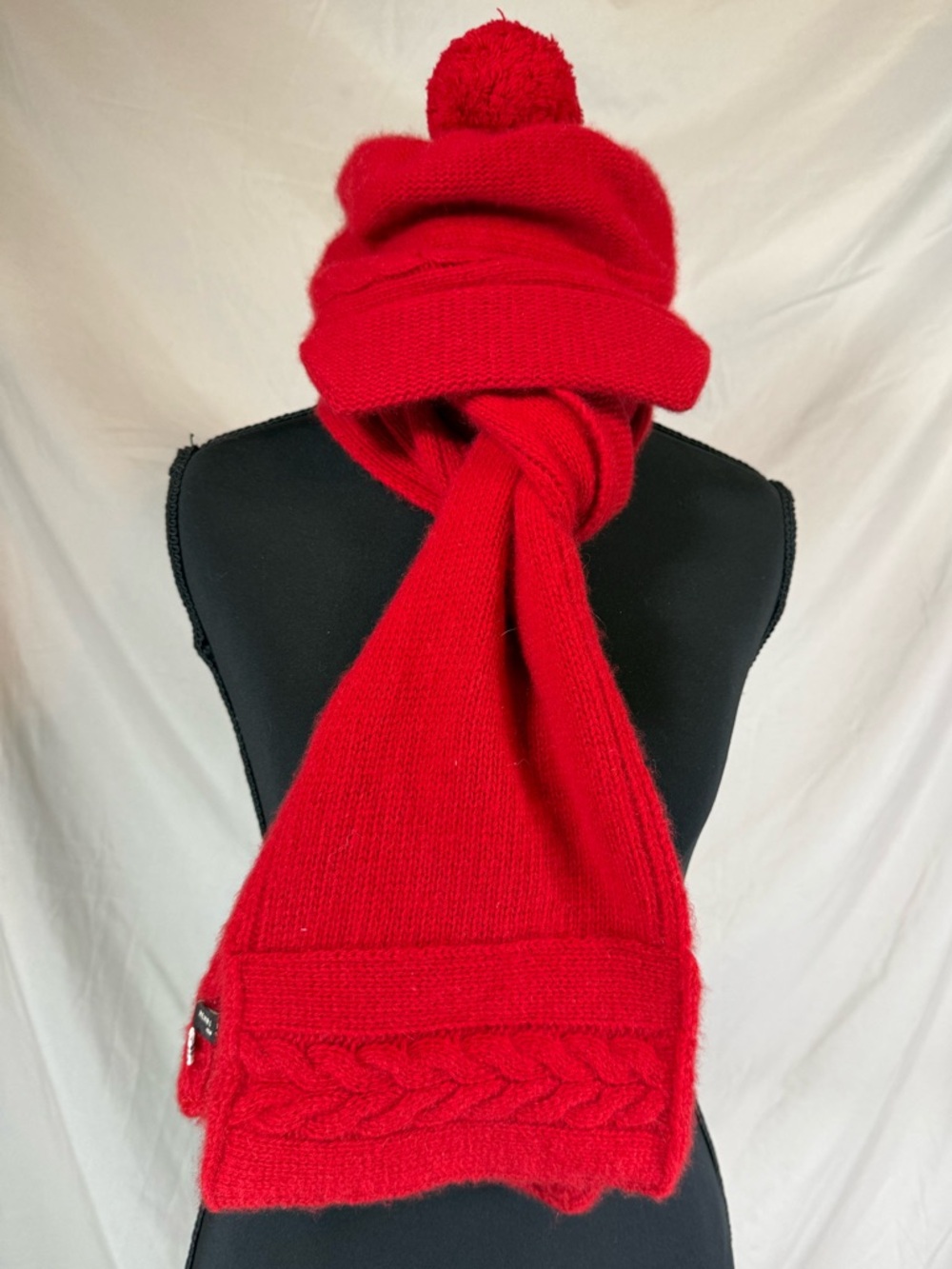 Henri Bendel Cashmere Scarf & Brim Hat Set ❤️ Luxe Red Winter Accessories ❄️